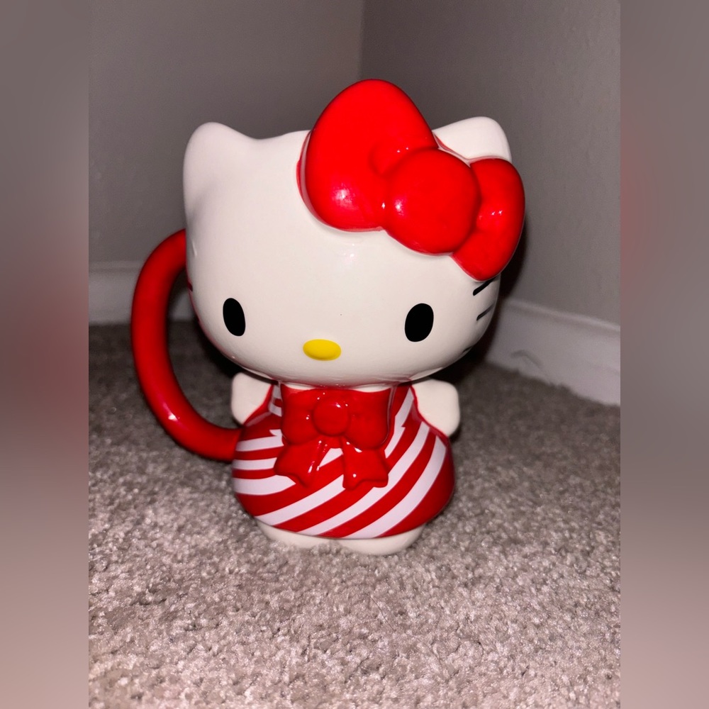 Hello Kitty Christmas Mug